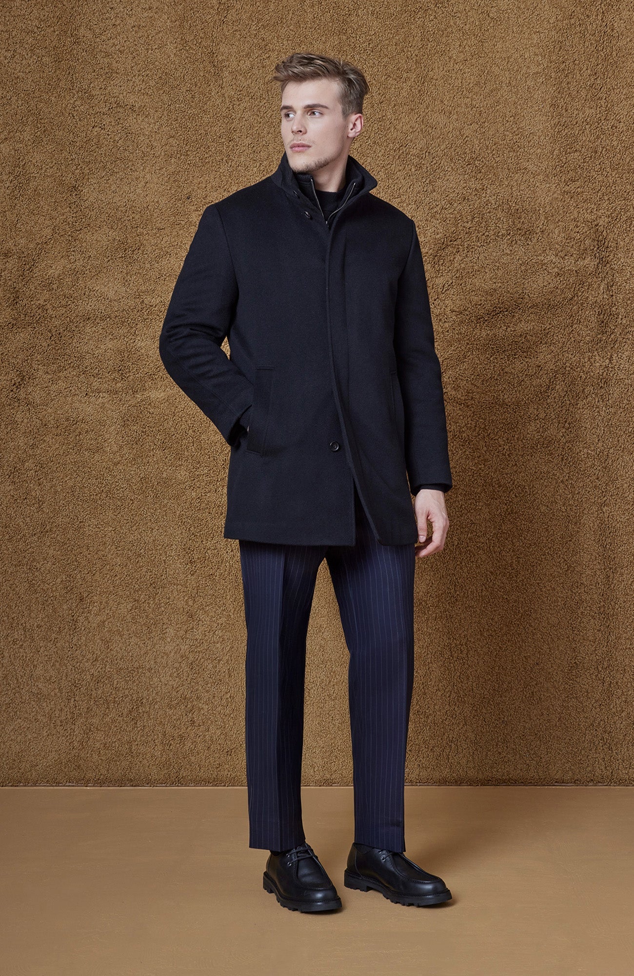 MONT - ROYAL BLACK WOOL & CASHMERE CAR COAT - Cardinal of Canada - US - MONT - ROYAL BLACK WOOL & CASHMERE CAR COAT